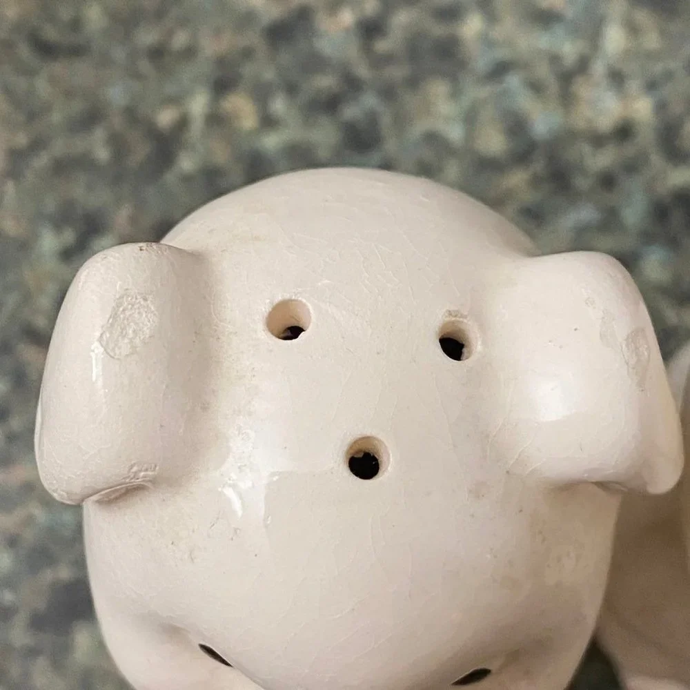 Mr Mrs Pig Salt pepper Blue &‎ Pink Bows